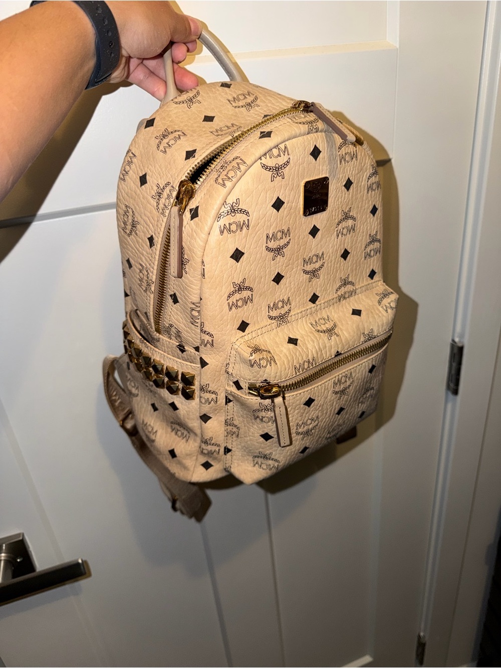 MCM studded visetos backpack - Picture 2 of 8